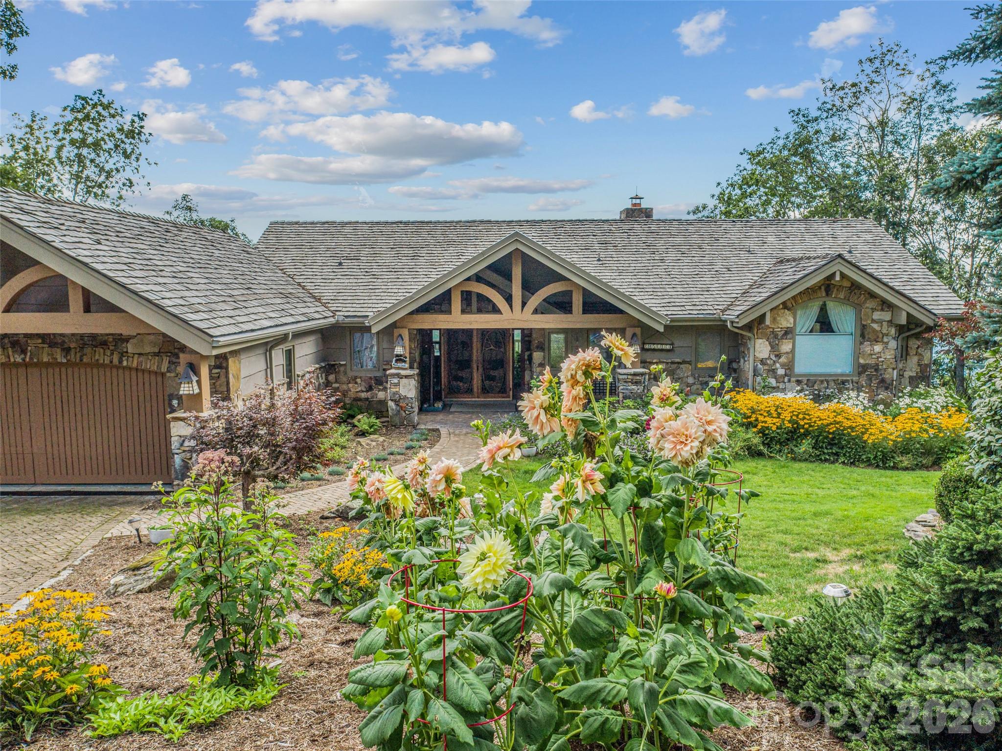 218 Slickrock Road