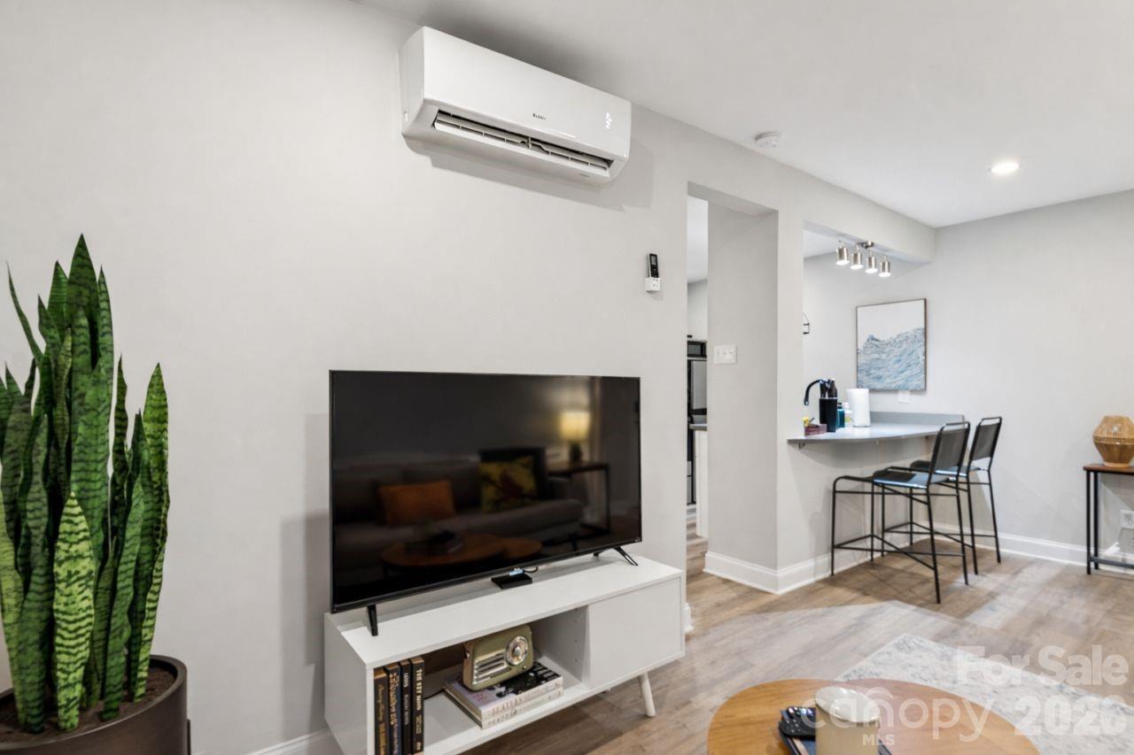 2000 Patio Court 119