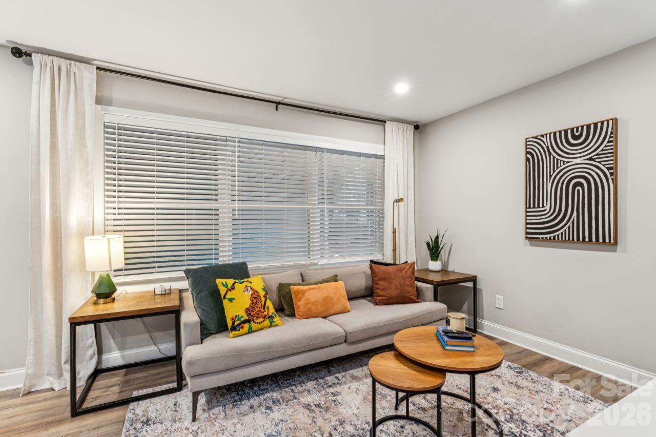 2000 Patio Court 119