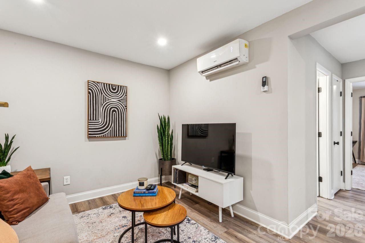 2000 Patio Court 119