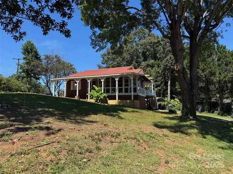 1234 11th Street NW Hickory NC 28601