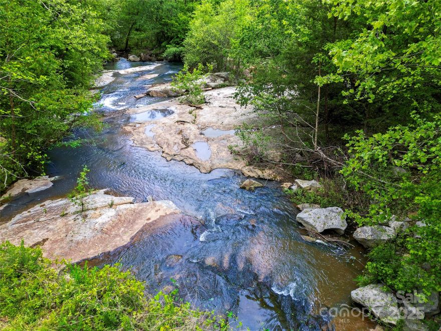 This spacious 32.2 acres offers the perfect opportunity to build your dream home in a peaceful, desirable location. With county water available (tap fee required), you'll have all the essentials ready for your new build. Please note, singlewides are not allowed, ensuring a quality neighborhood. Don't miss your chance to own this beautiful piece of land!