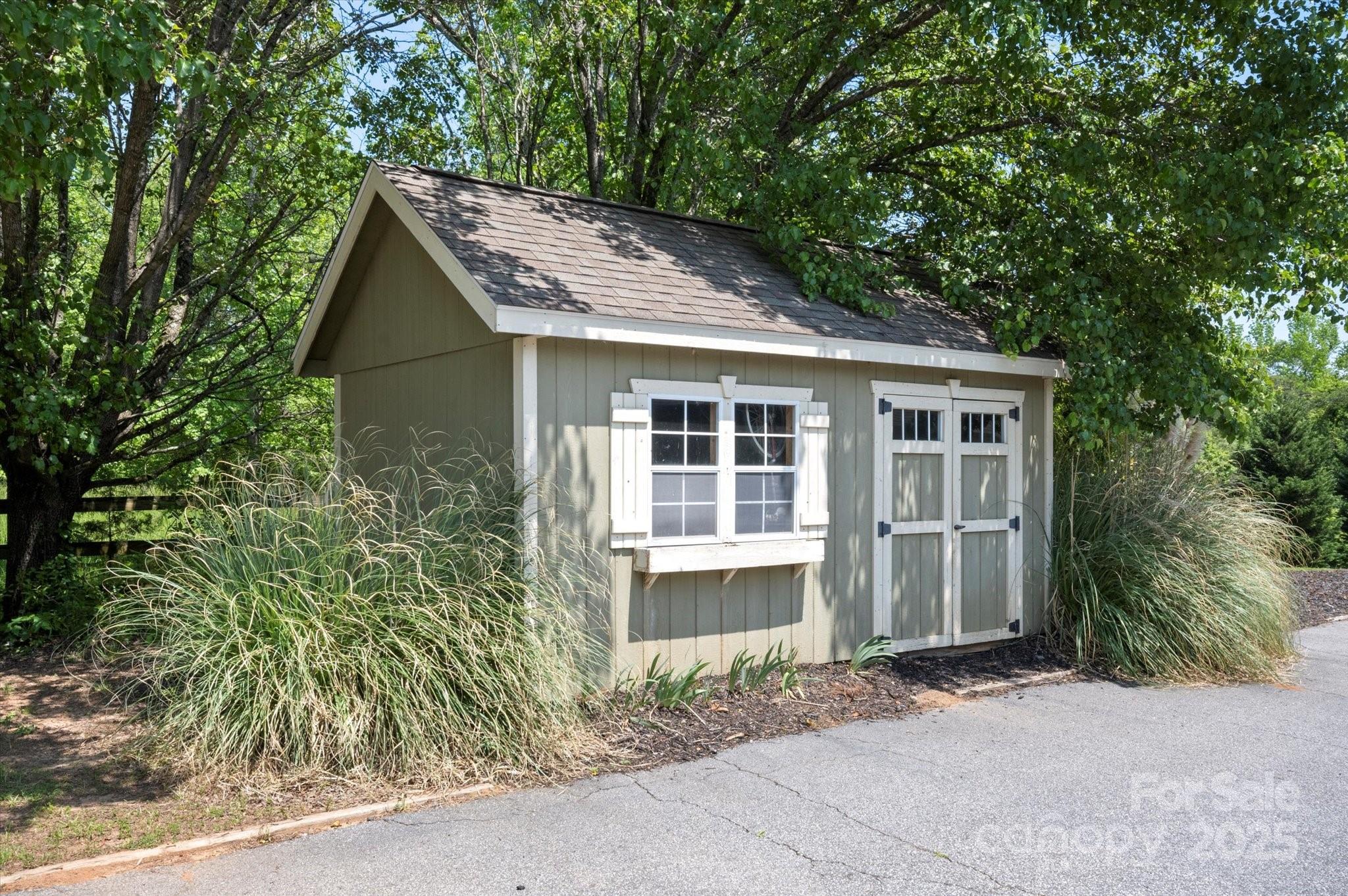 2409 Golf Course Road 14