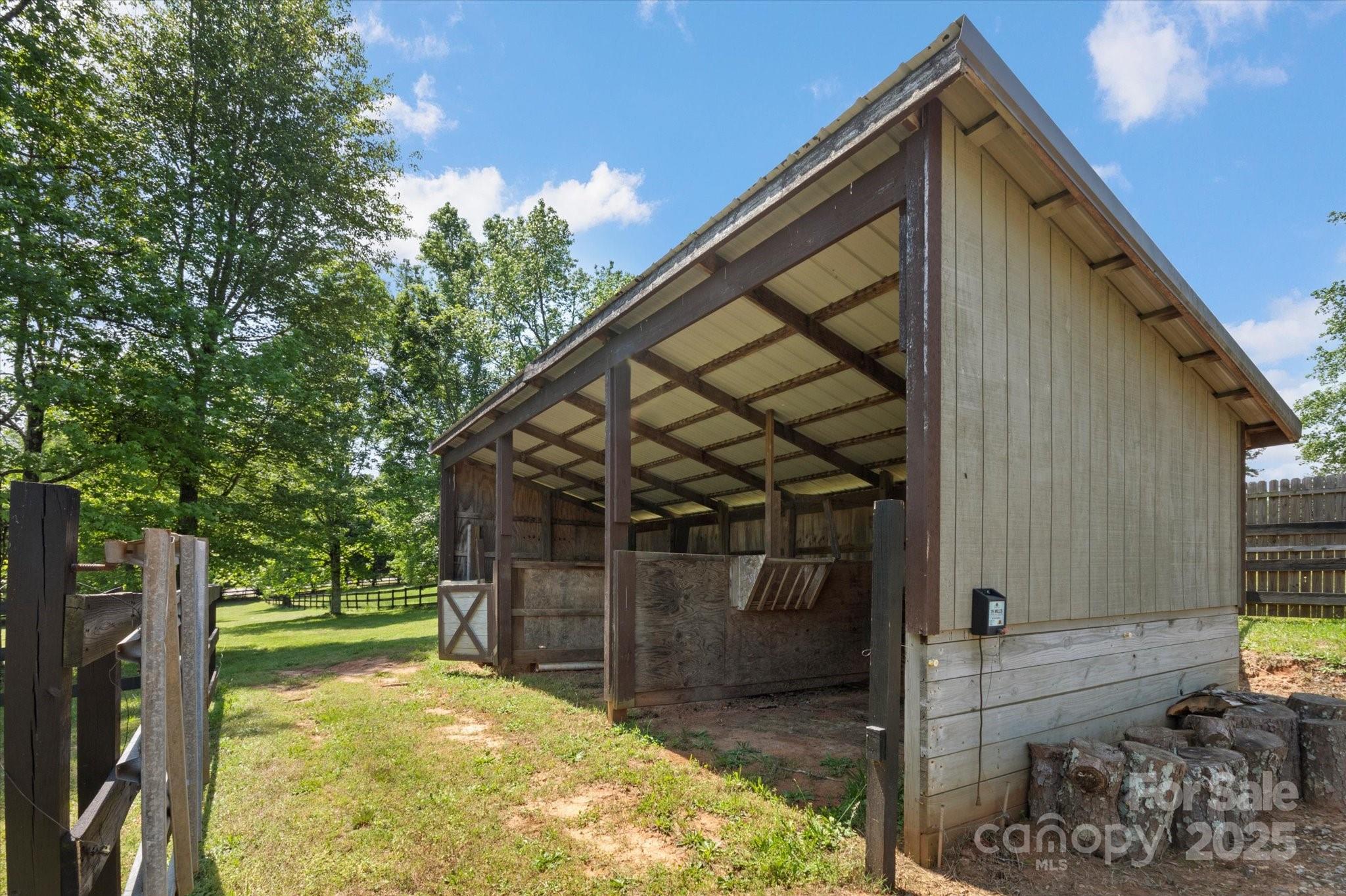 2409 Golf Course Road 14