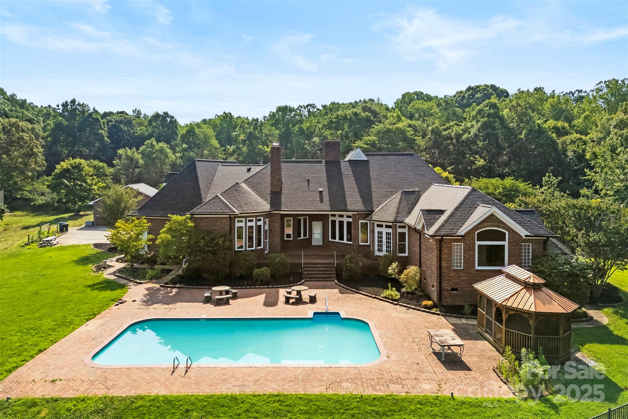 929 Blacksnake Road