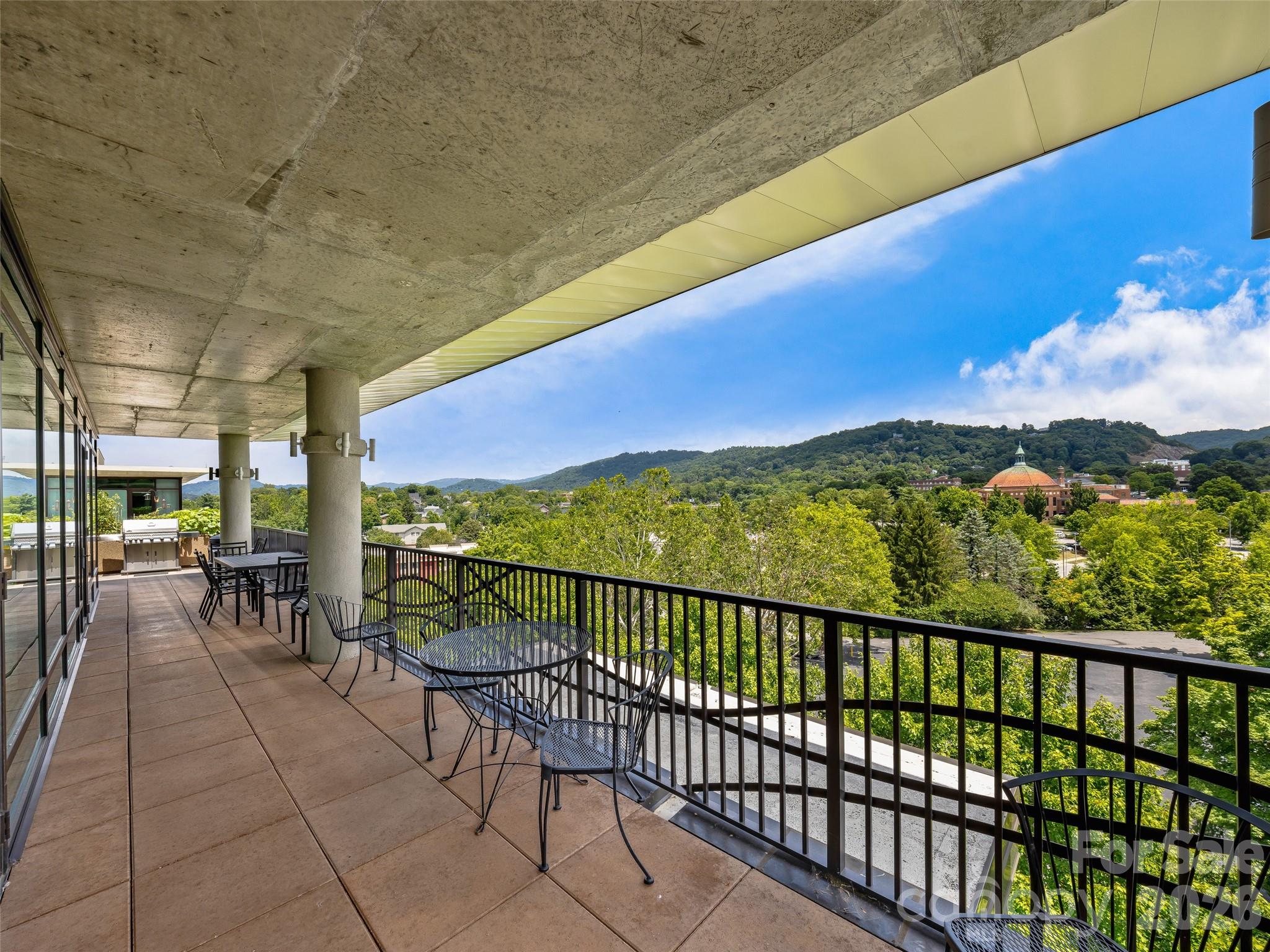 60 North Market - Residential