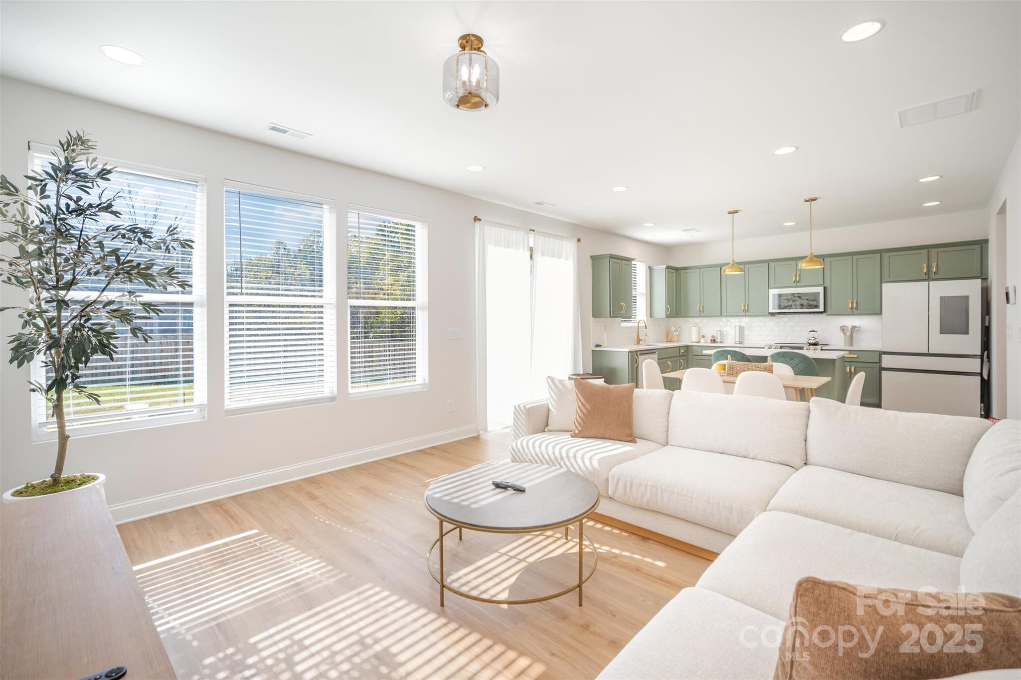 320 Lawrence Gray Road