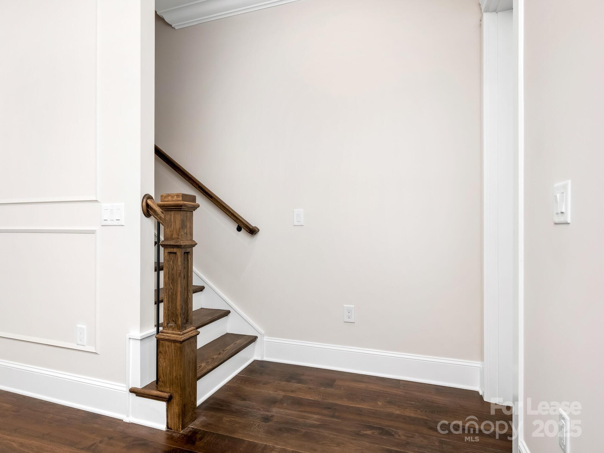 Selwyn Walk - Residential Lease