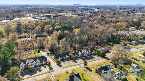 A home in Hickory