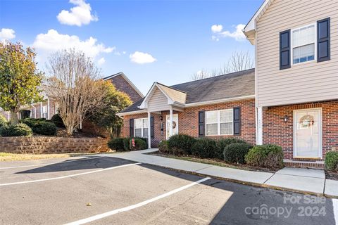 A home in Hickory