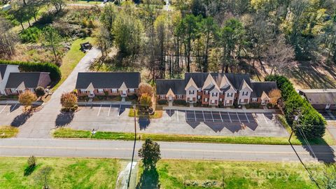 A home in Hickory