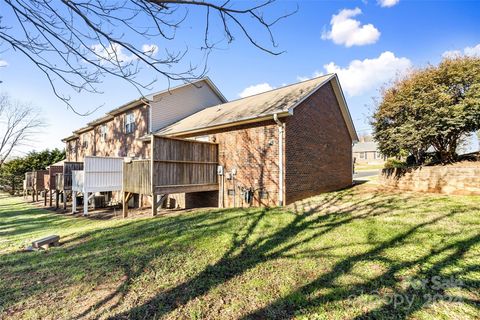 A home in Hickory