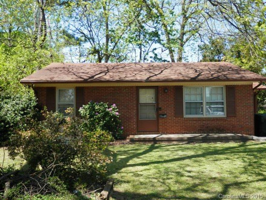 Great corner lot w/fully fenced yard.  All brick home offers 2 bed, 1 bath w/spacious eat-in kitchen.  All appliances remain.  Seller is even willing to leave the home furnished!  Age of home is approximate.
