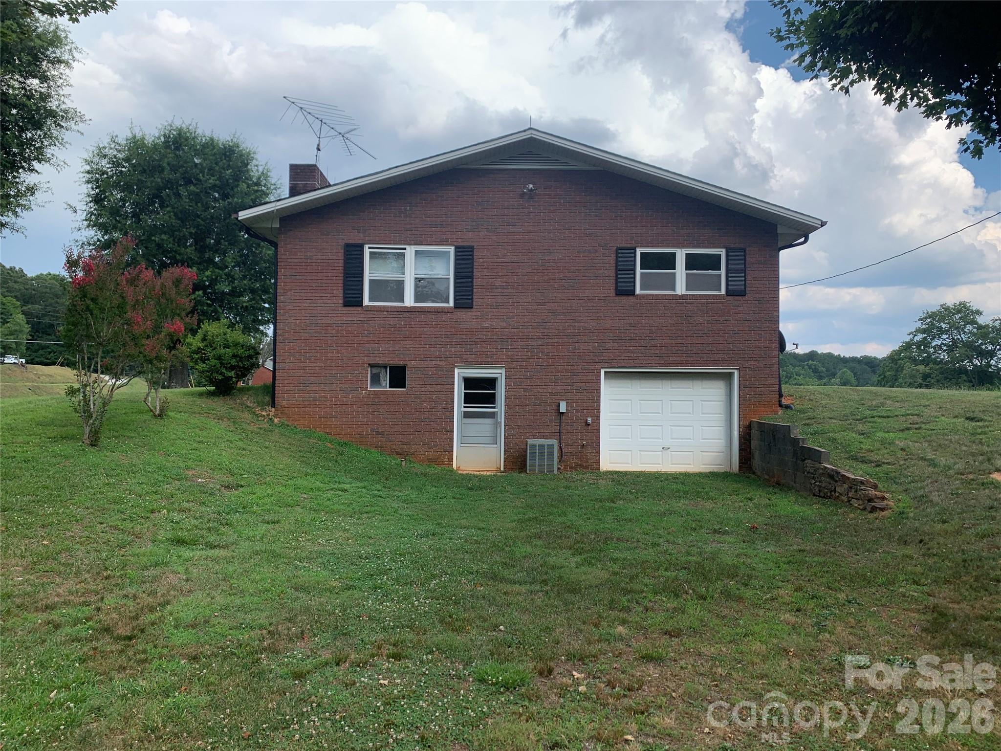 6285 Nc 16 Highway N