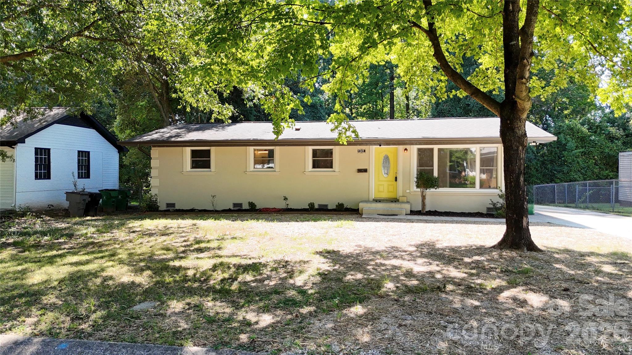 1501 VANCOUVER Drive