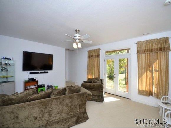 Vista at the Riverbank - Residential