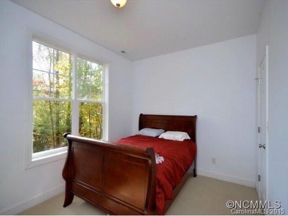 Vista at the Riverbank - Residential