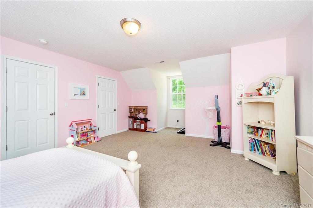 Fleetwood Estates - Residential