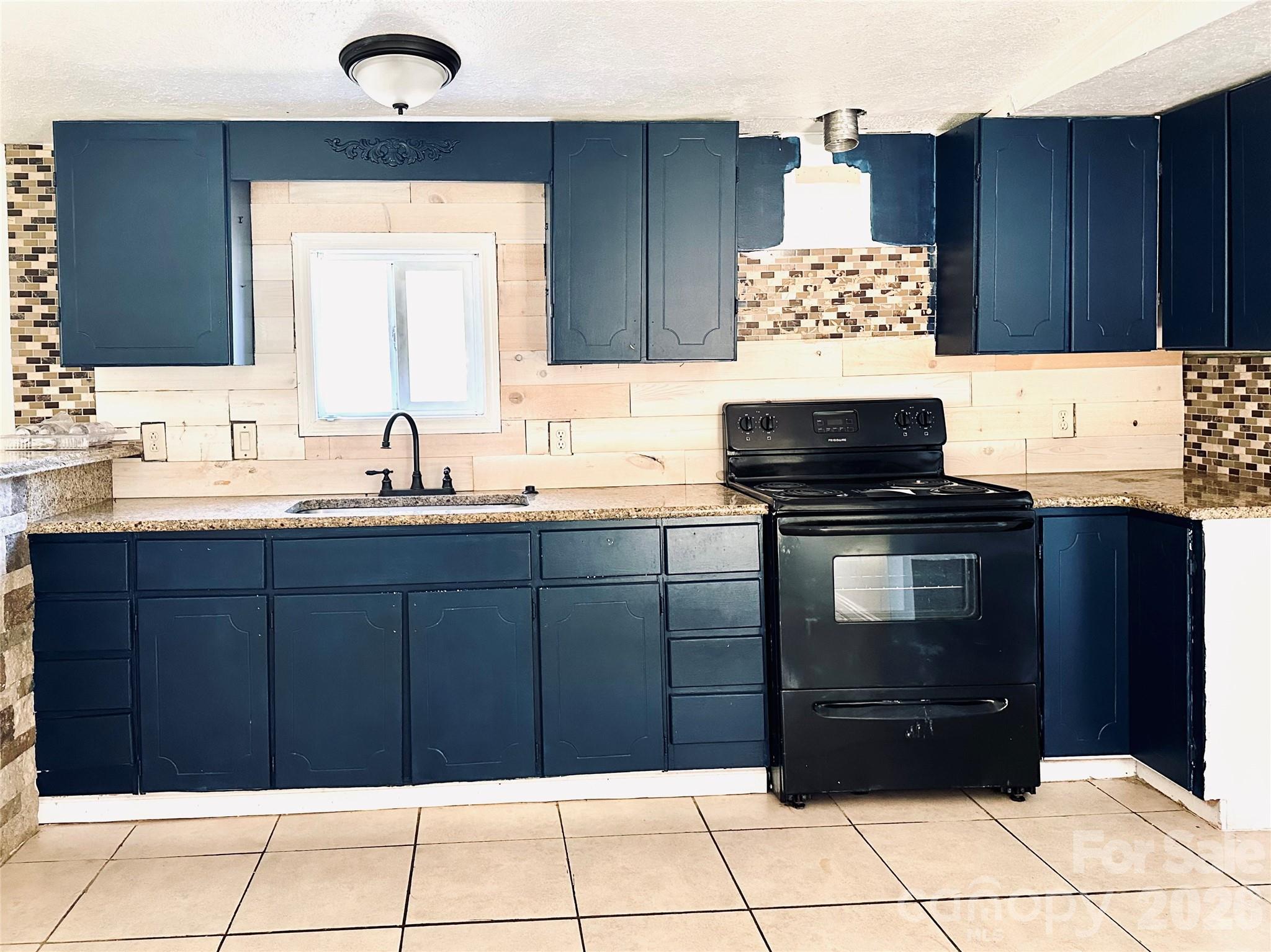 Cedarfield - Residential
