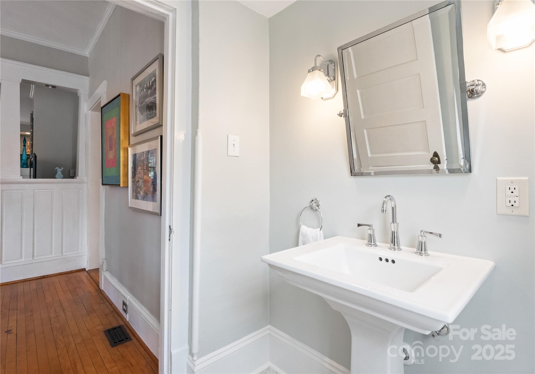 Elizabeth - Residential