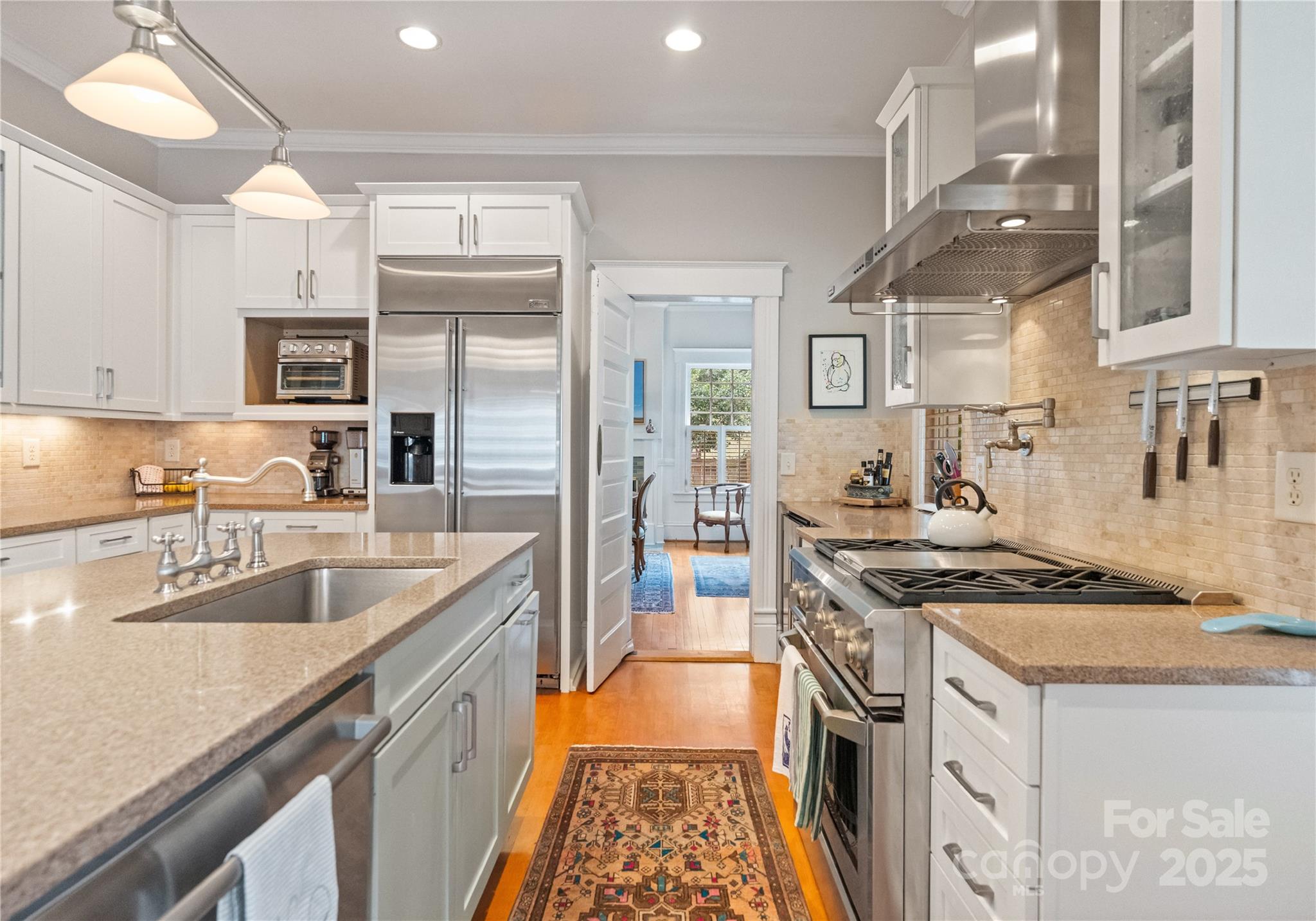 Elizabeth - Residential