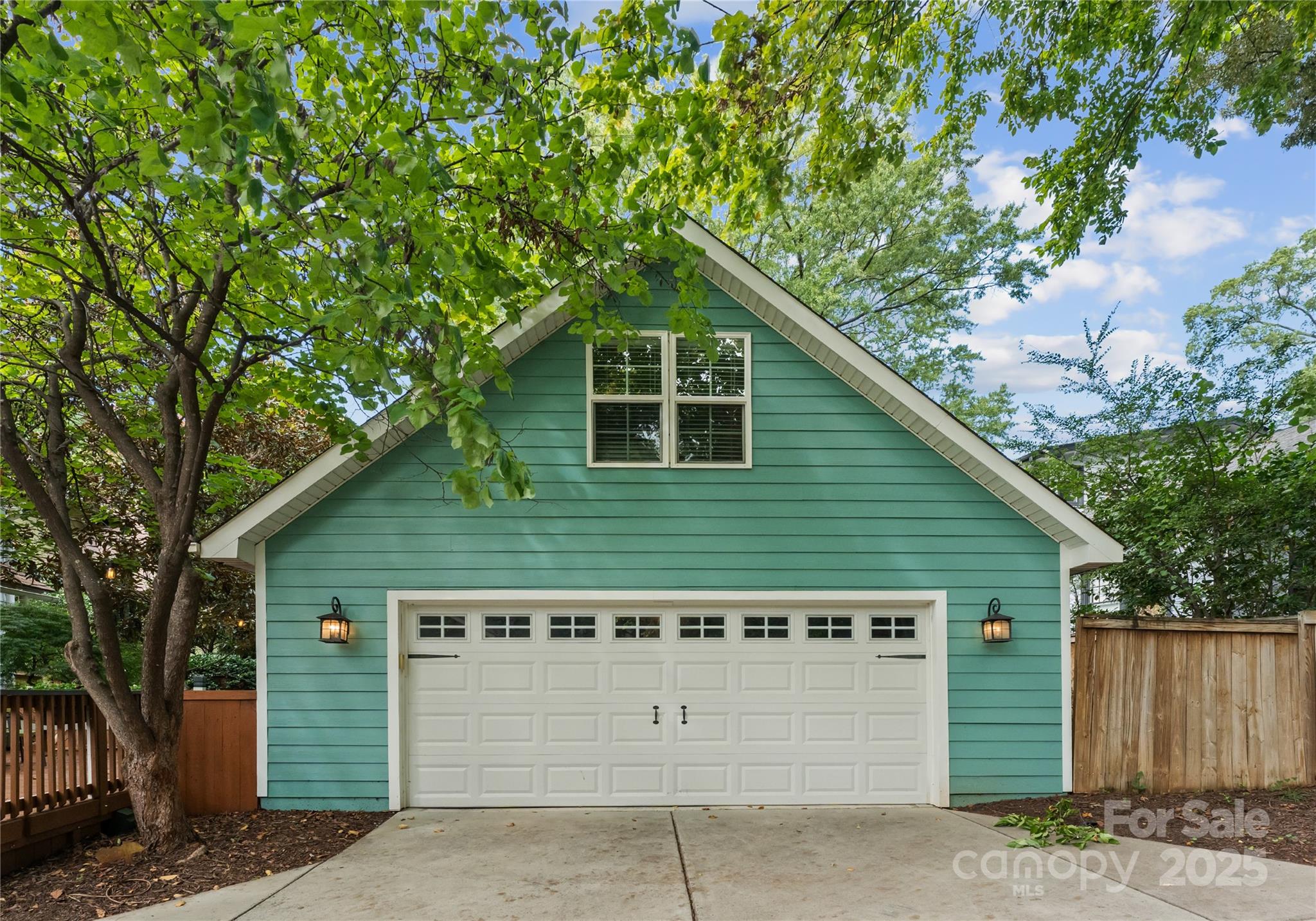 Elizabeth - Residential