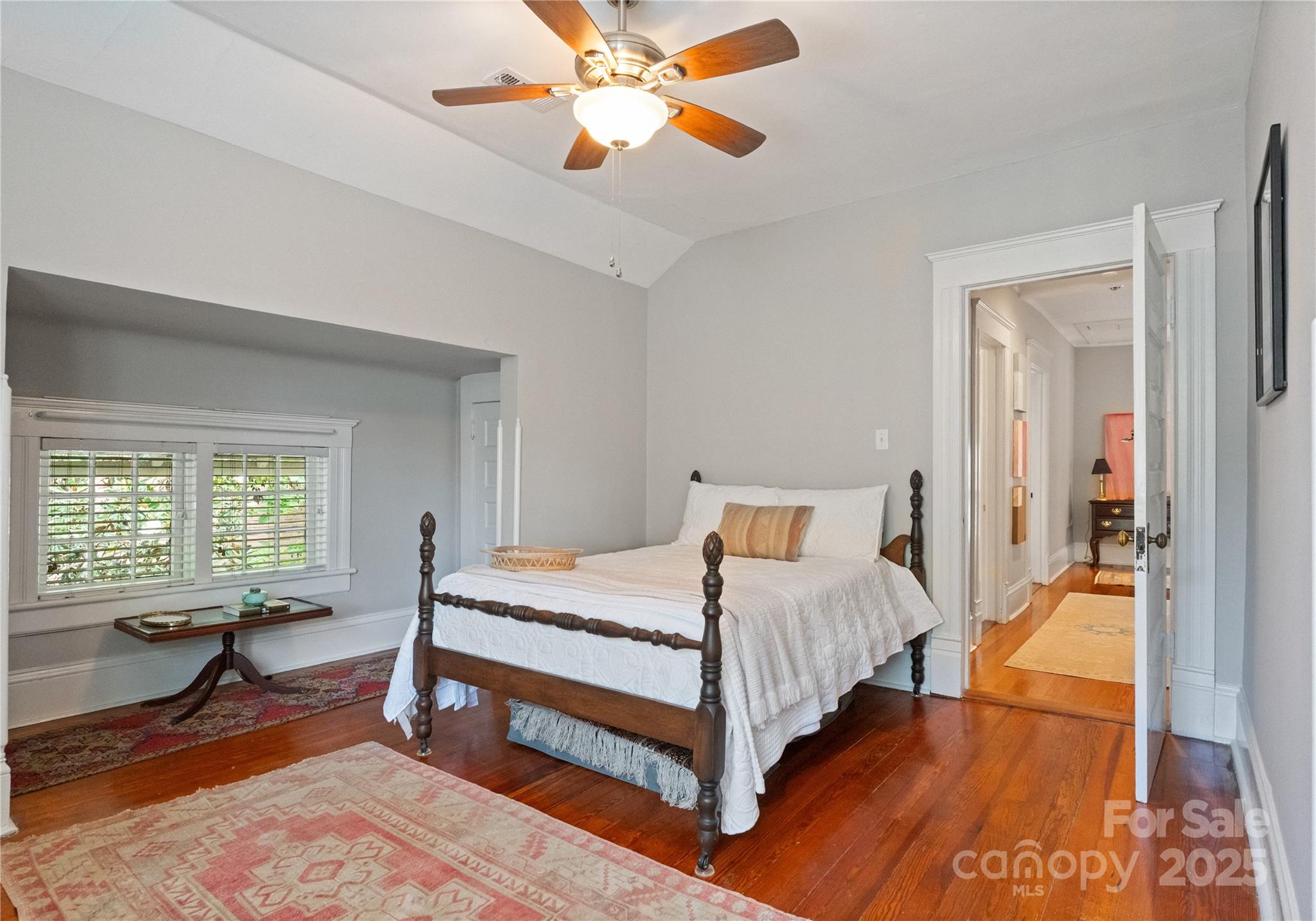 Elizabeth - Residential