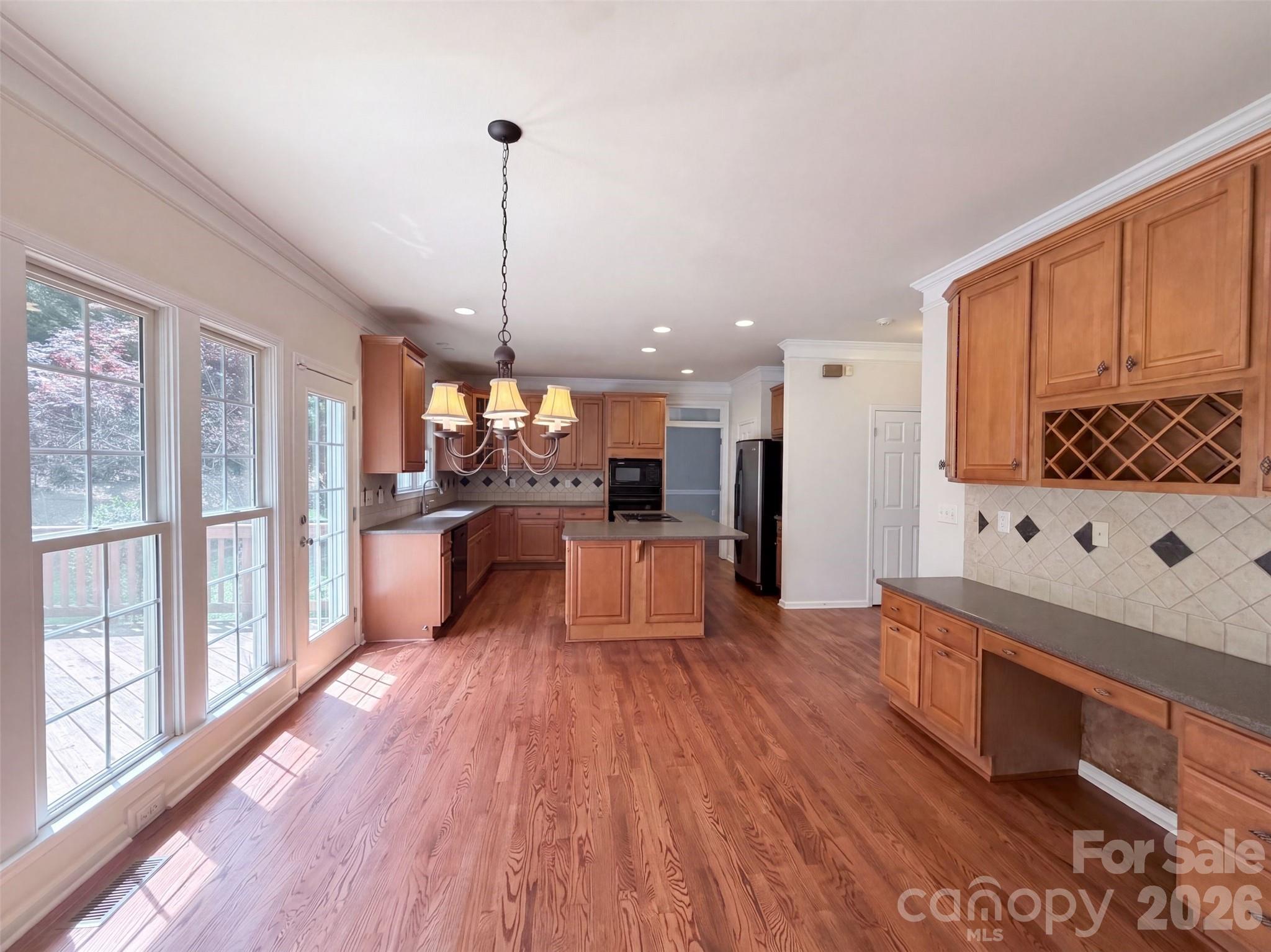 188 Forest Walk Way