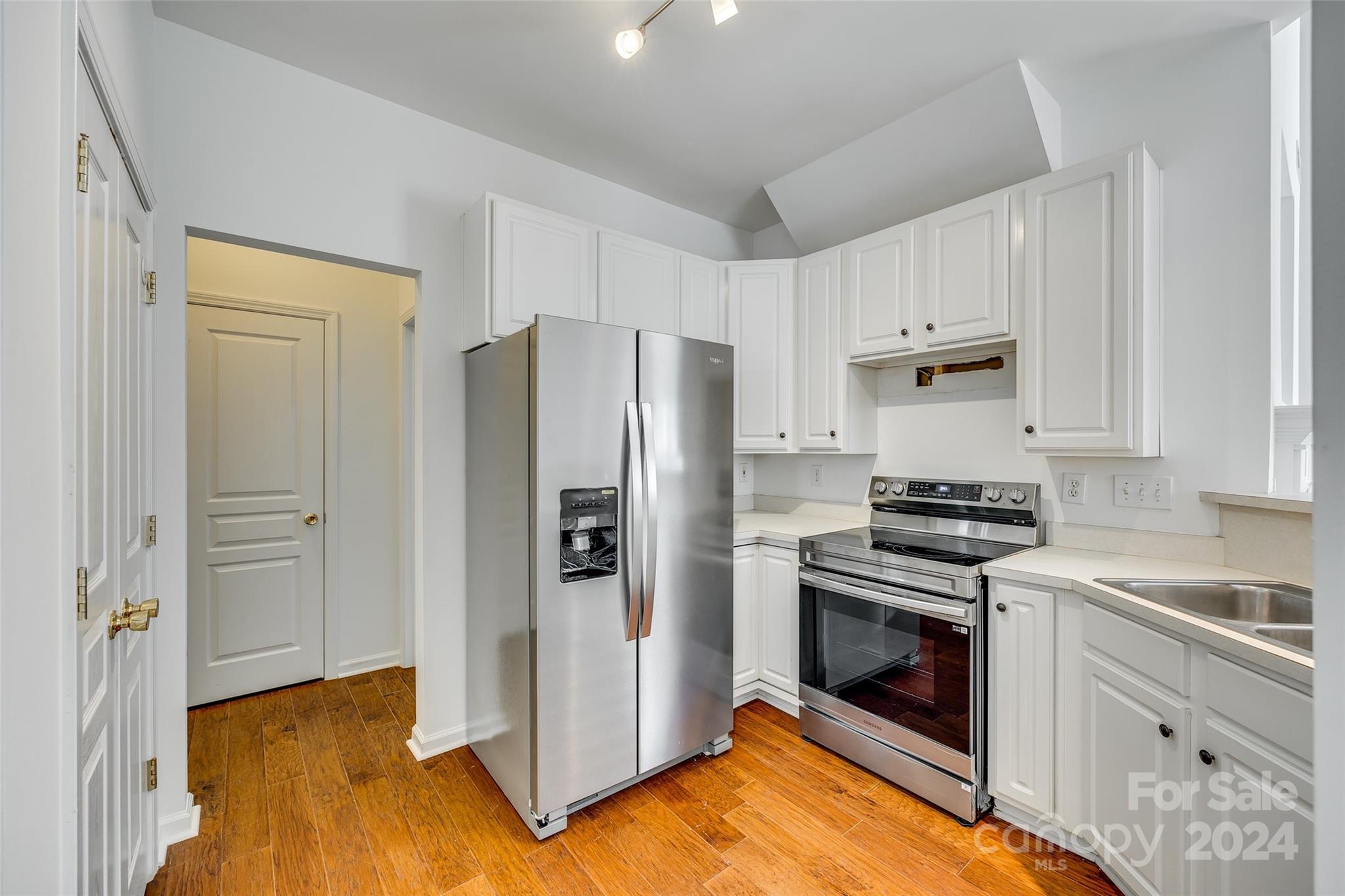 Waterstone - Residential