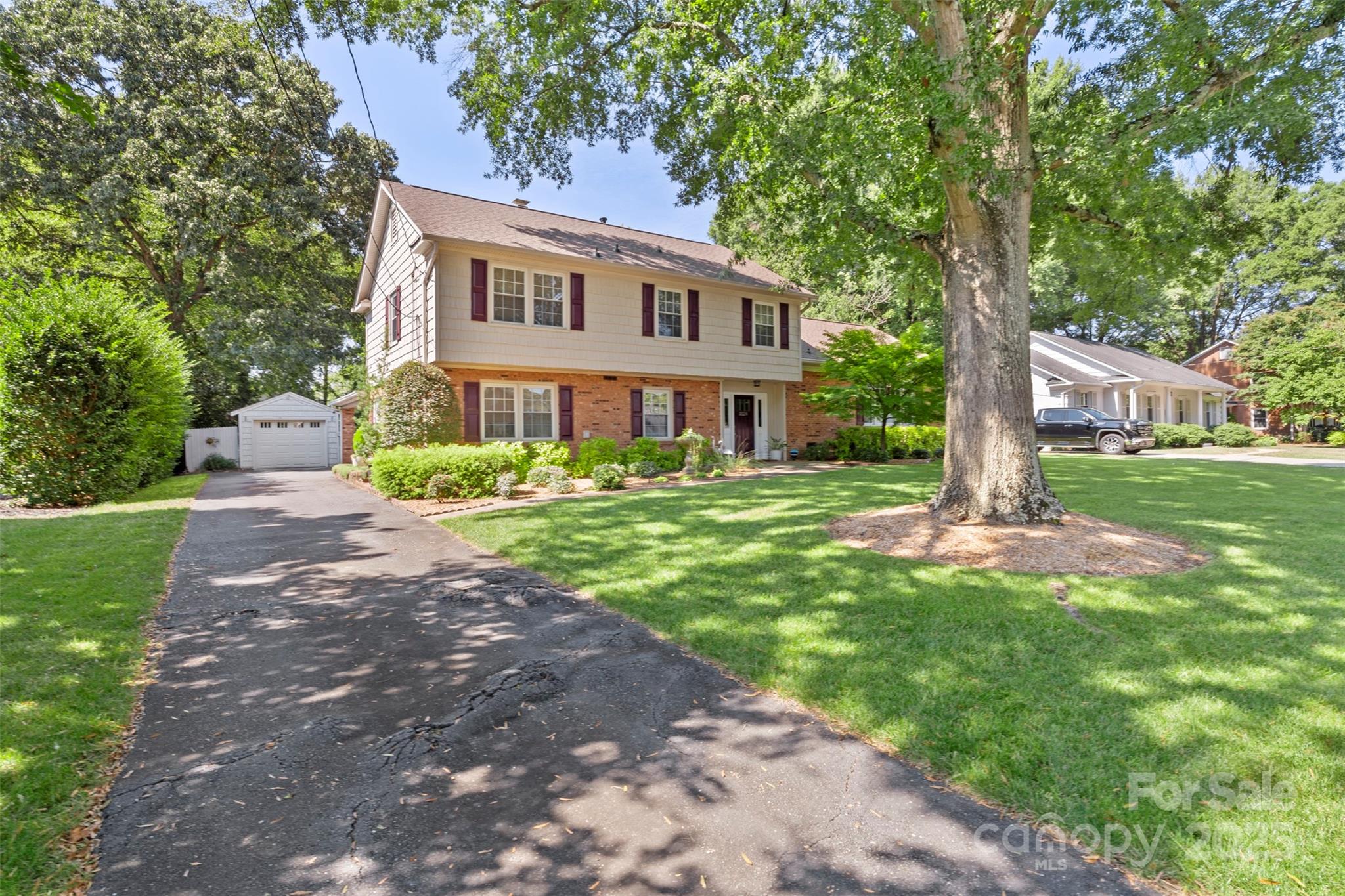 3128 Goneaway Road
