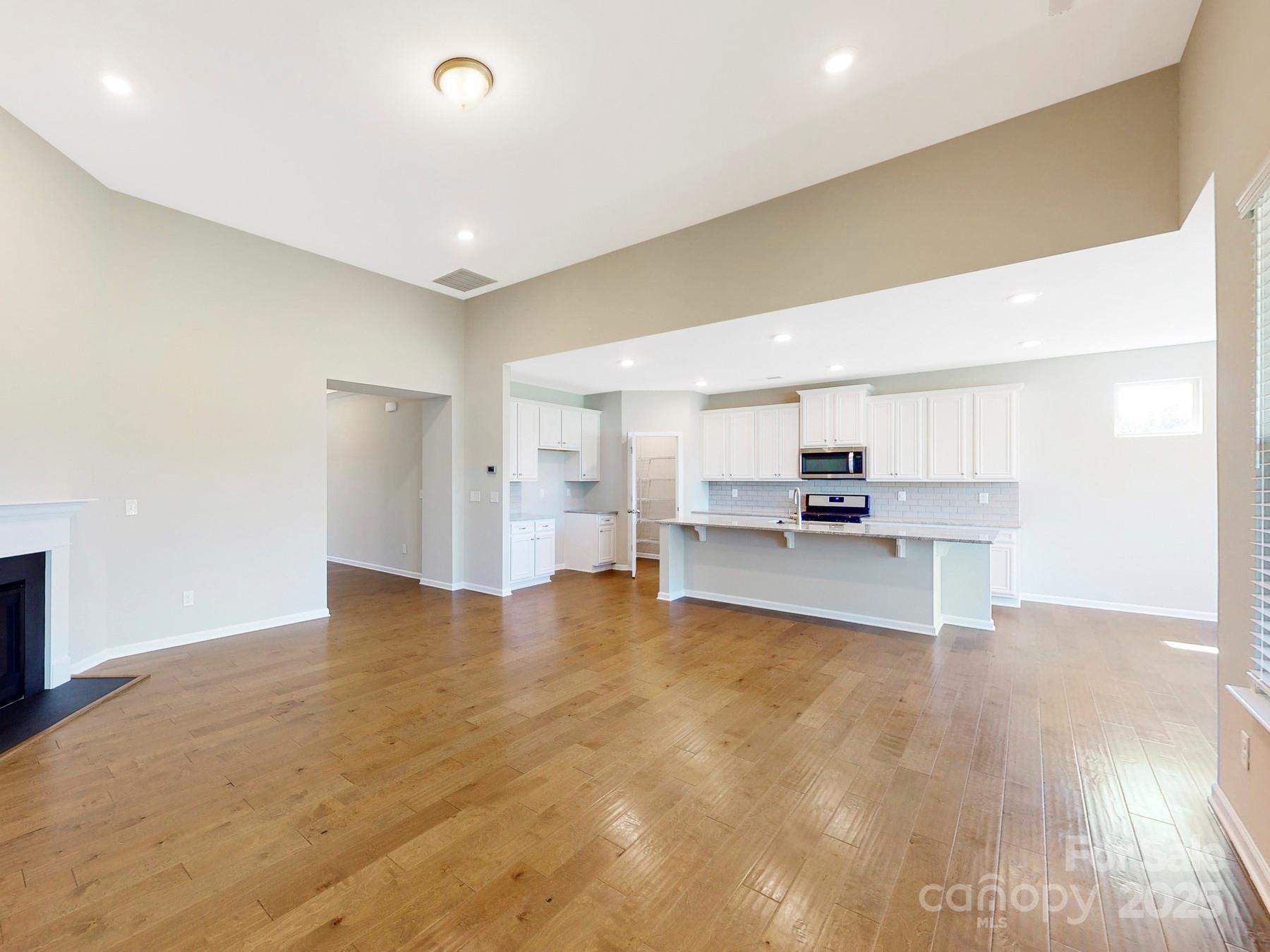 Brownstone Ridge - Residential