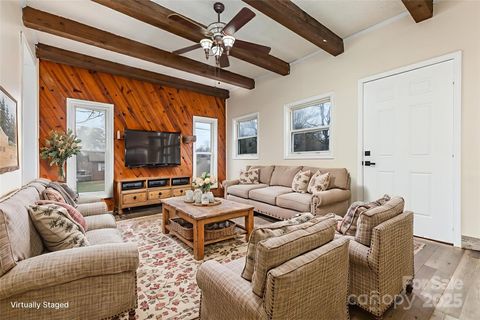 3259 10th Avenue NE Conover NC 28613