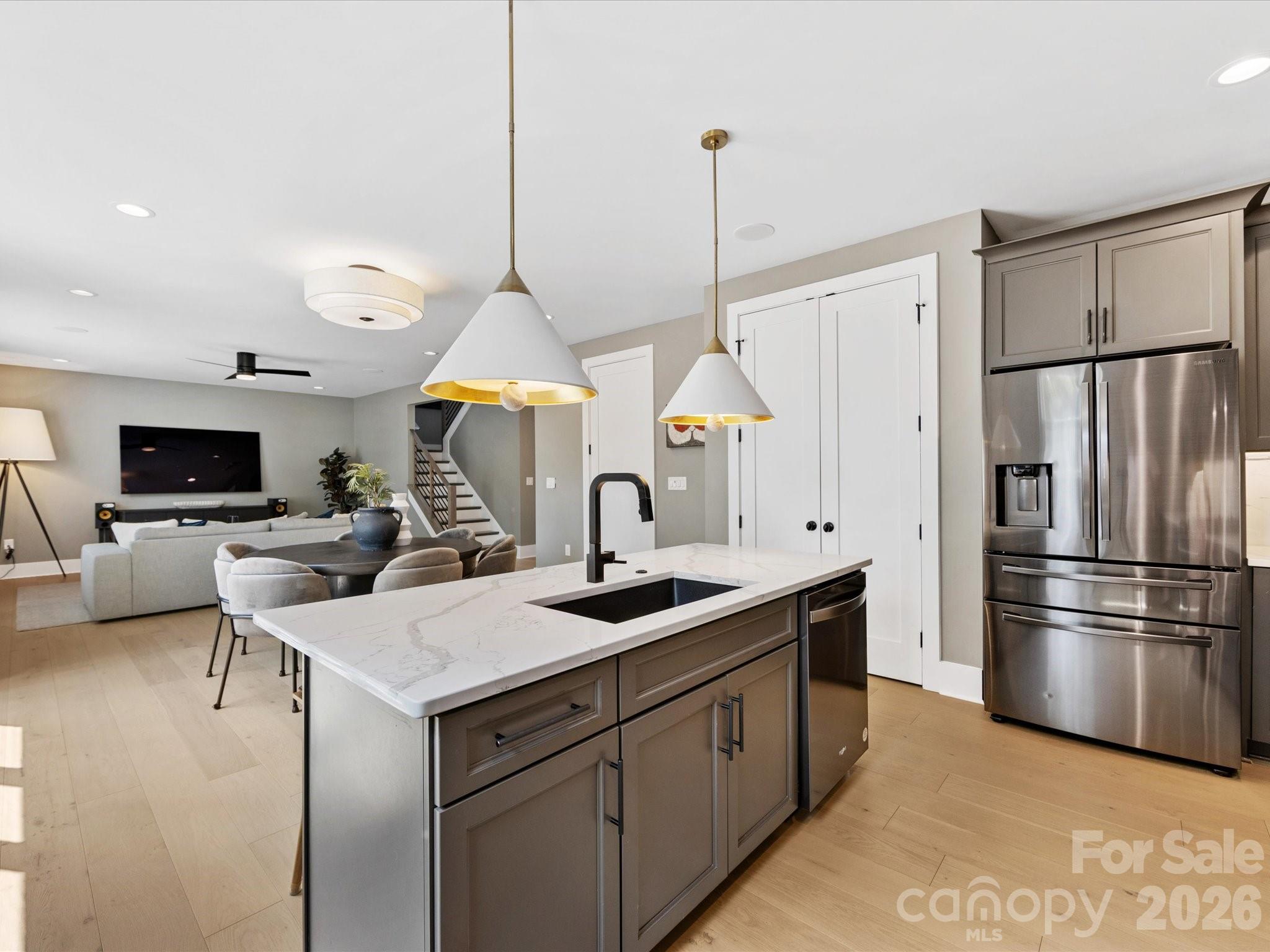 Villa Heights - Residential