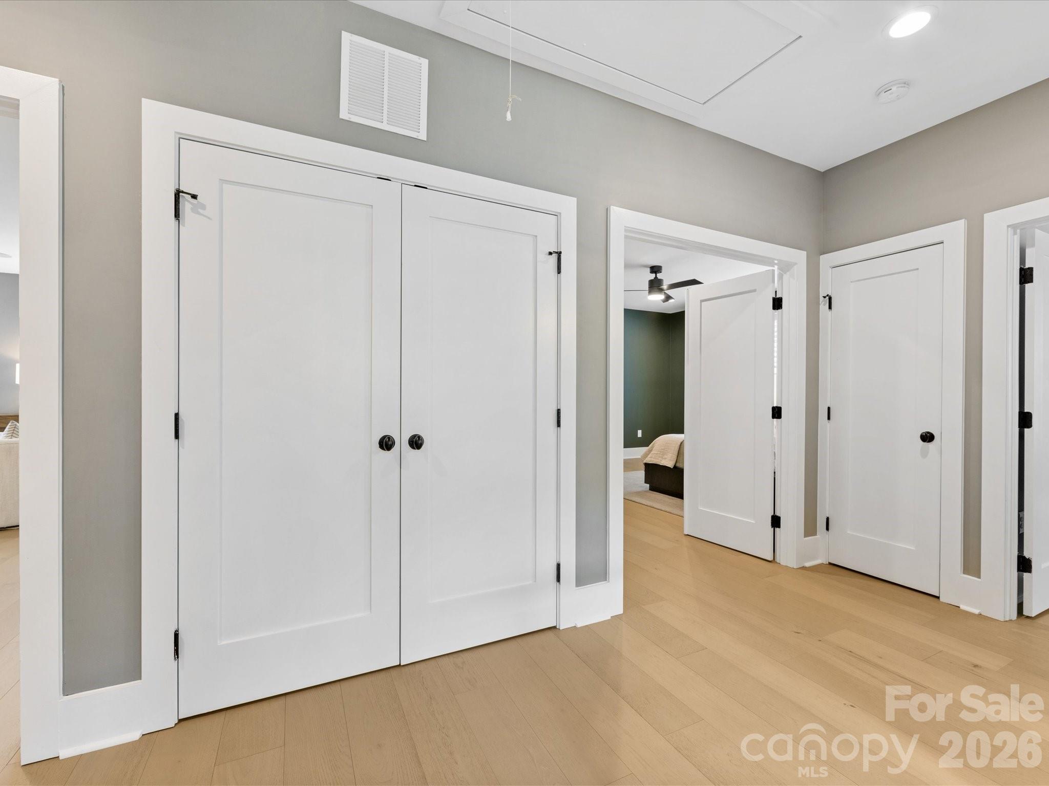 Villa Heights - Residential