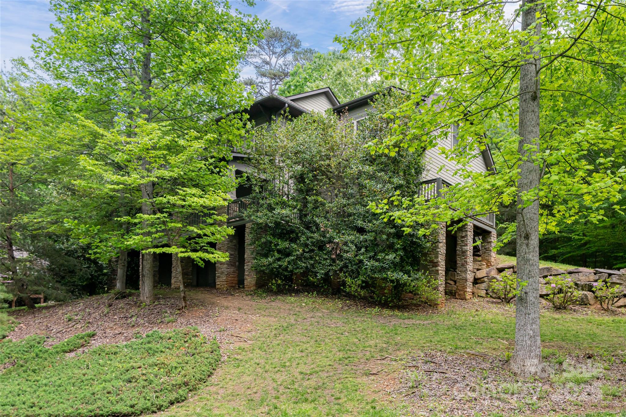 4 Yellow Owl Court