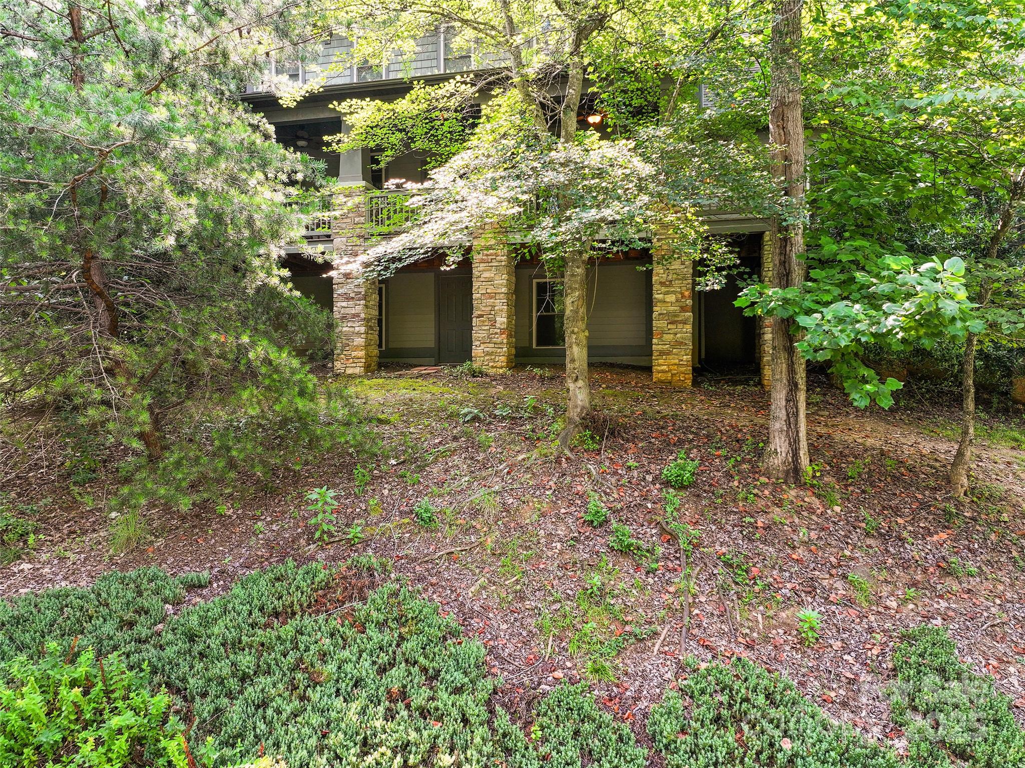 4 Yellow Owl Court