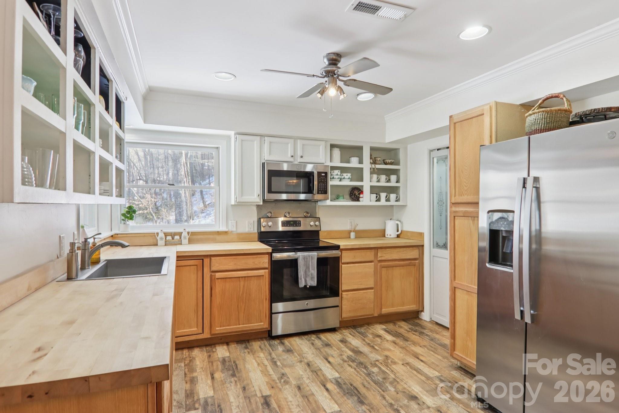 Wolf Laurel - Residential