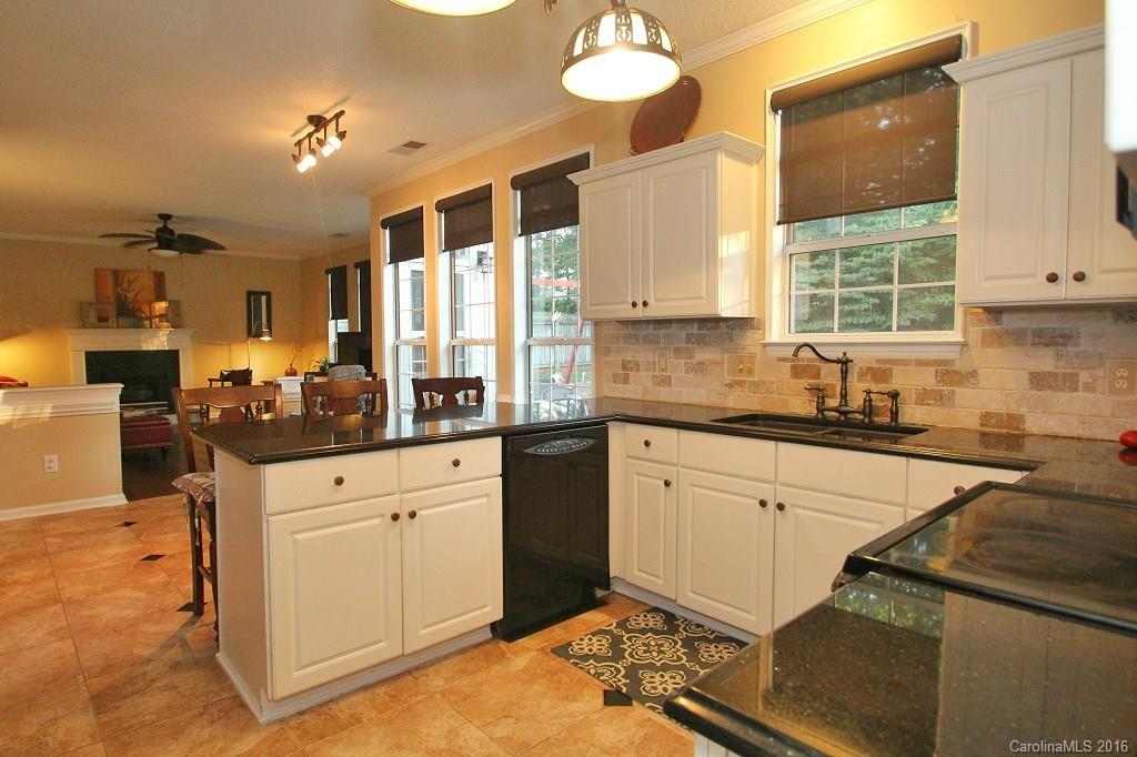 Wiltshire Manor - Residential