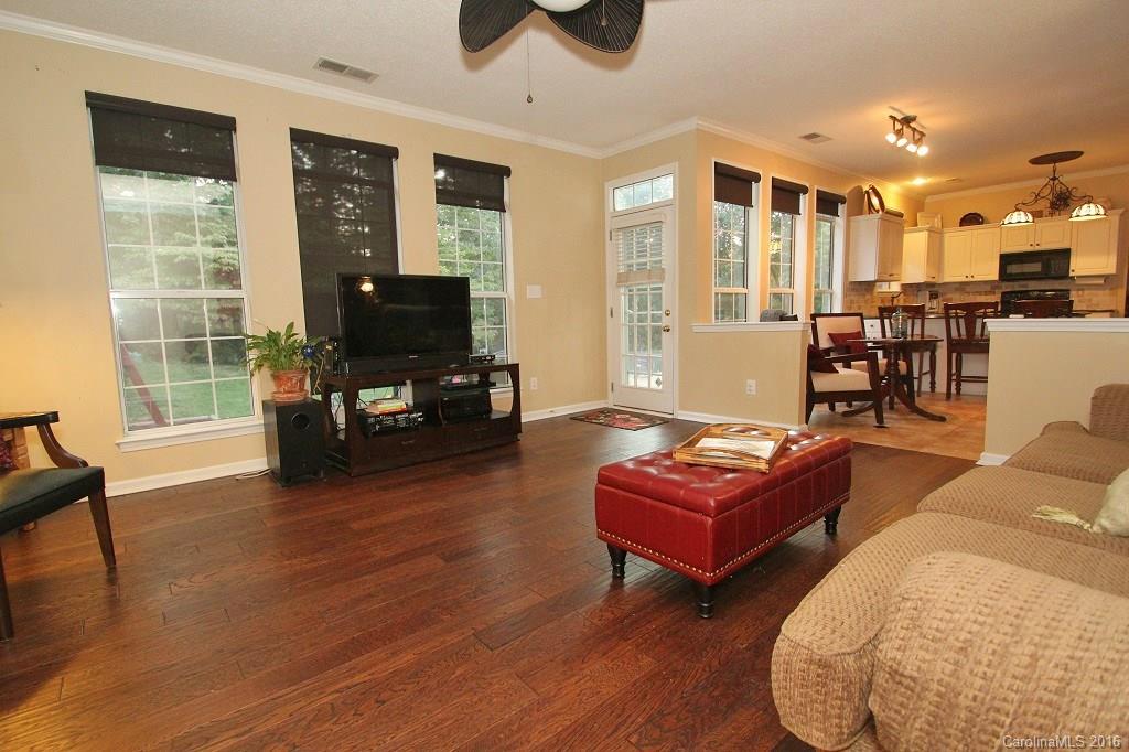 Wiltshire Manor - Residential