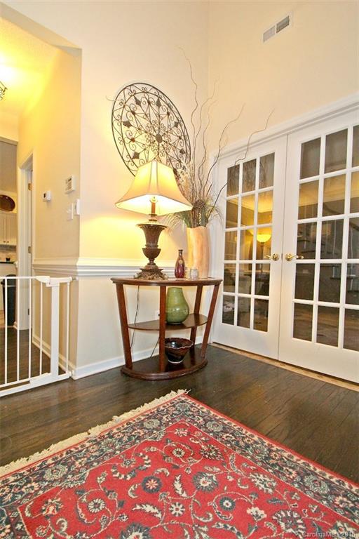 Wiltshire Manor - Residential