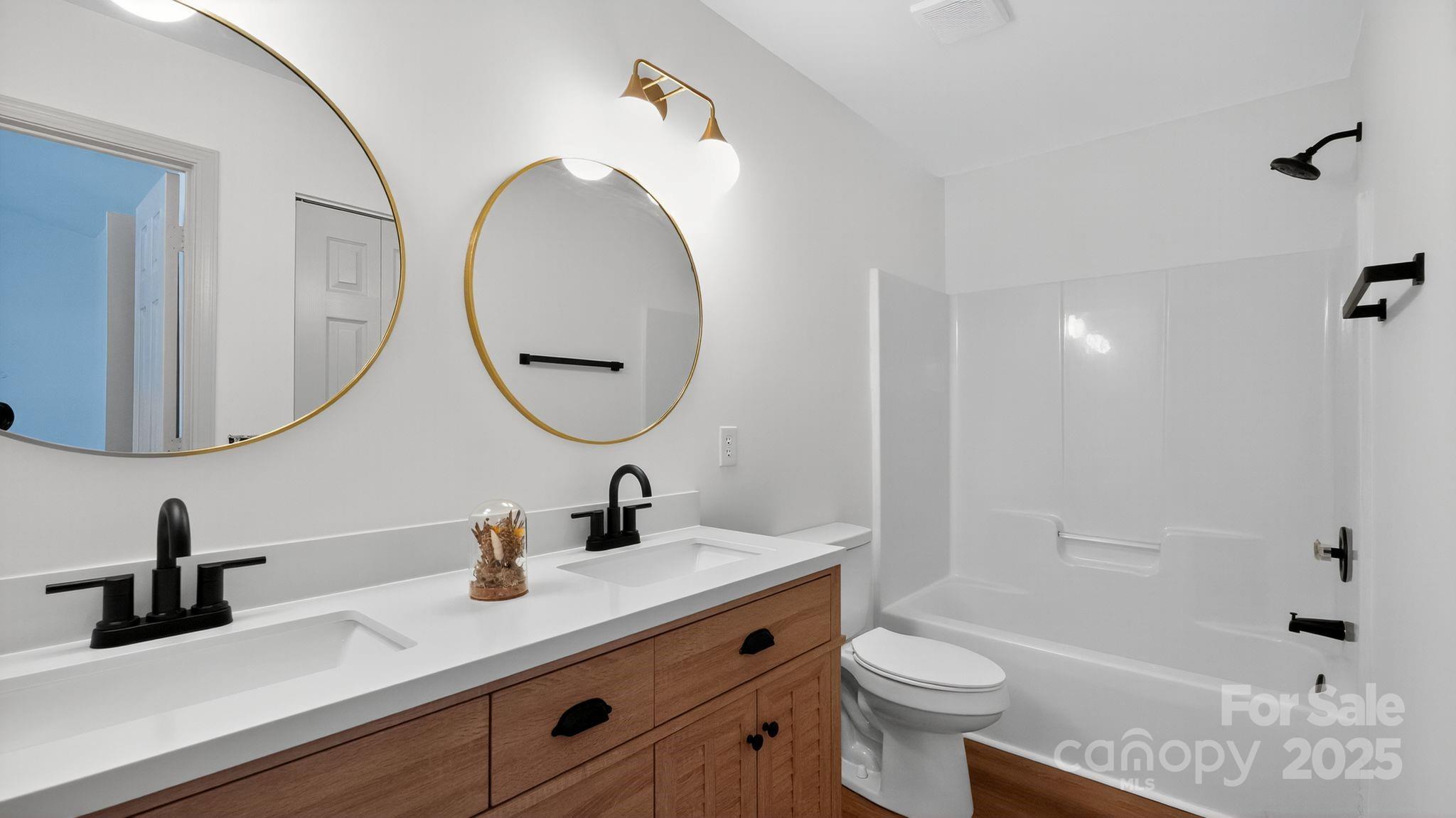 Huntington Ridge - Residential