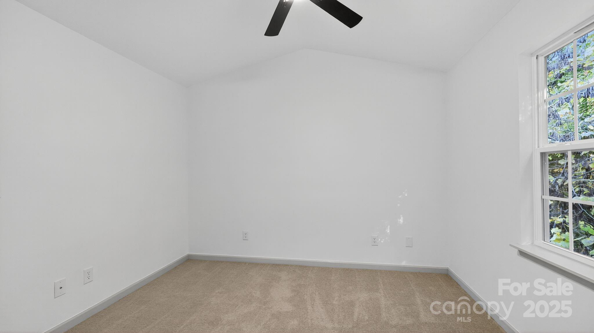 Huntington Ridge - Residential