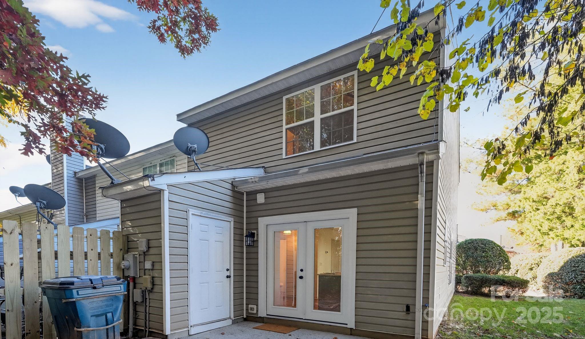 Huntington Ridge - Residential