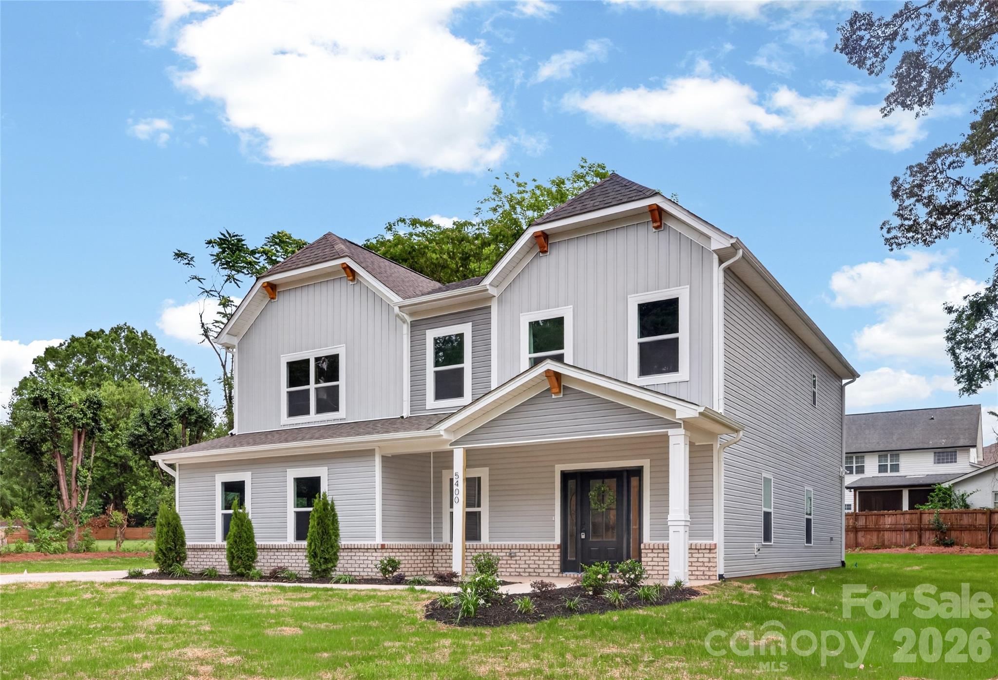 9006 Pinenoll Lane