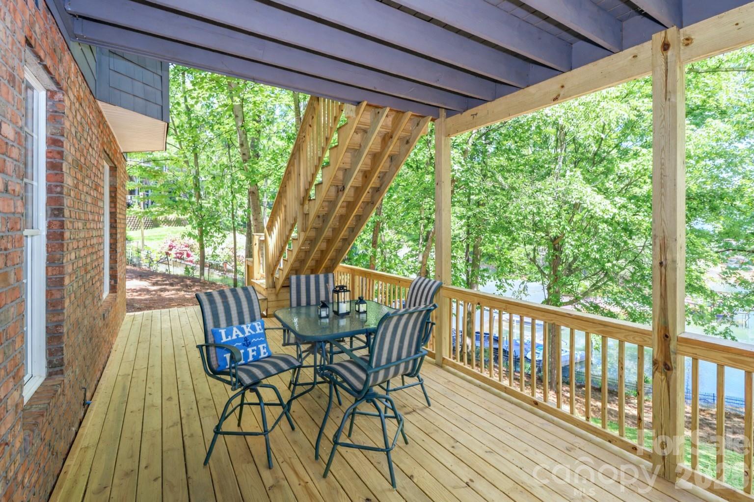 Pinnacle Shores - Residential