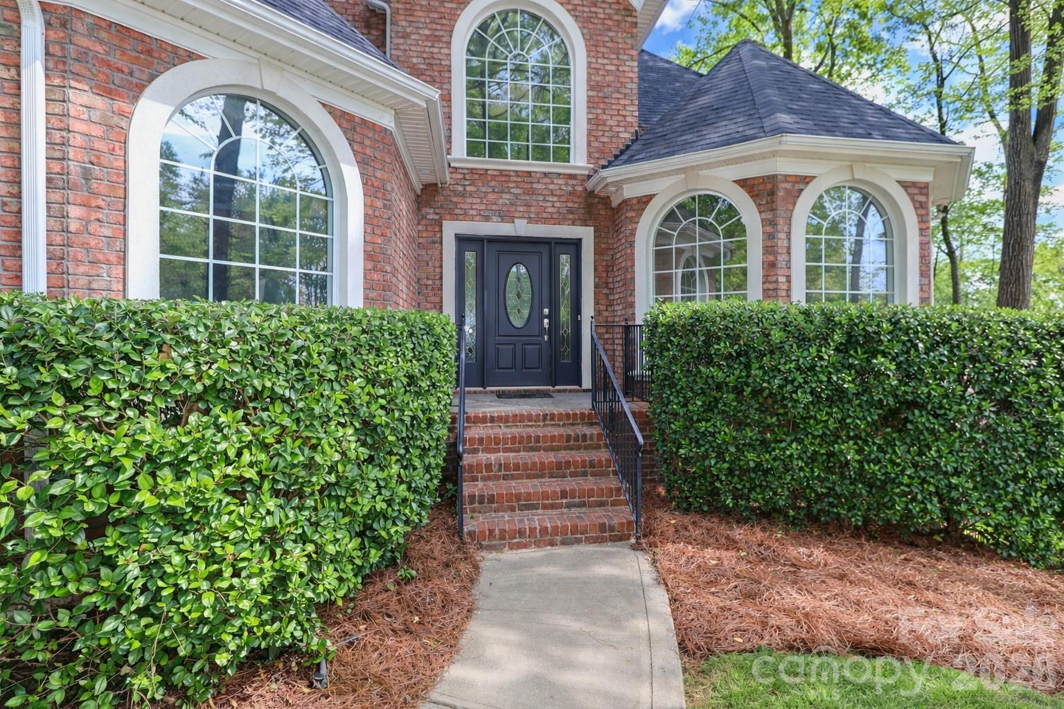 119 Shelter Cove Lane