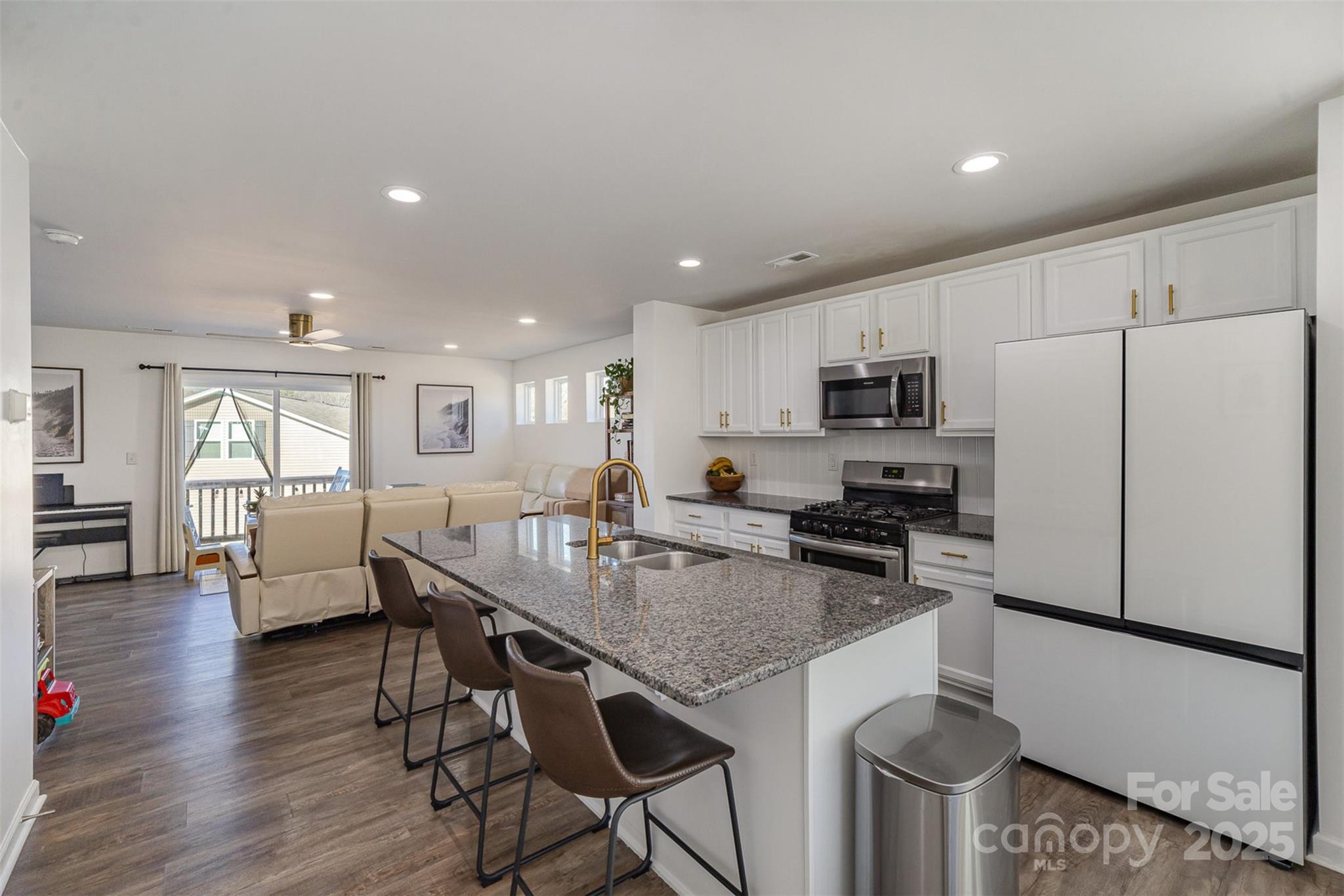 Main Street Station - Residential