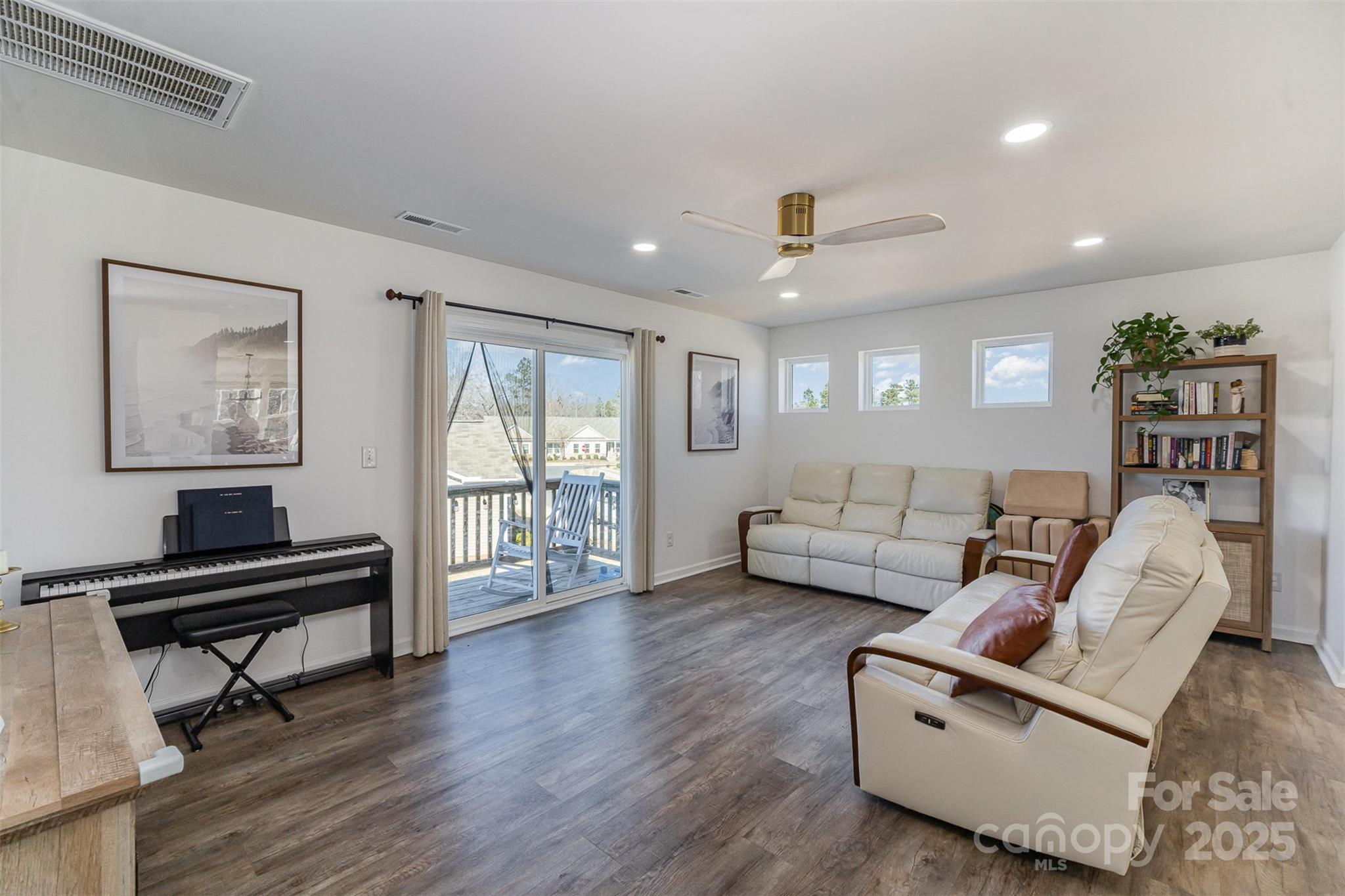 Main Street Station - Residential