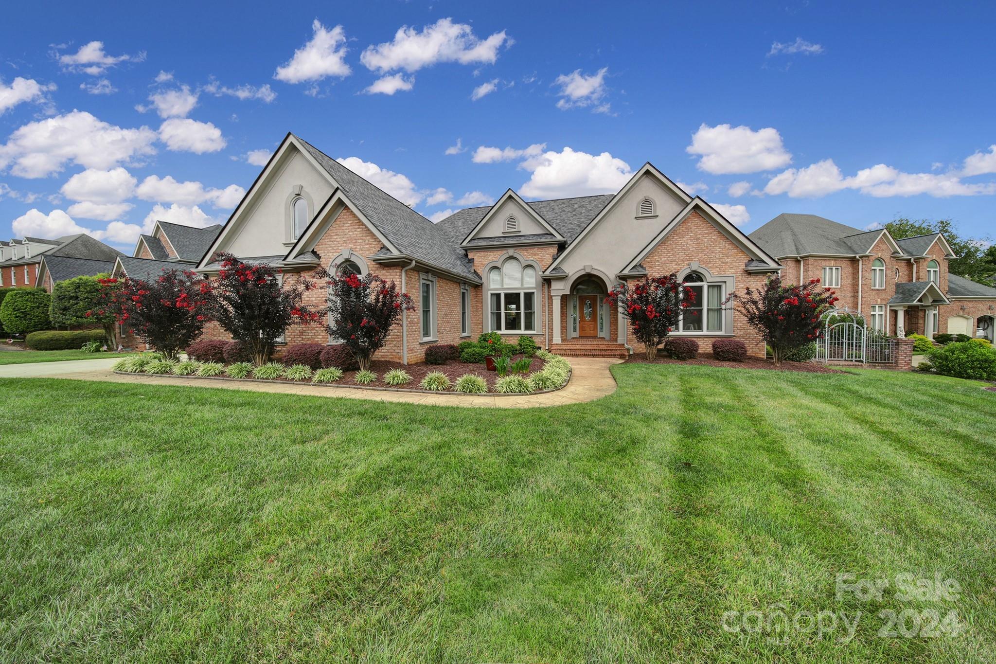 Beacon Knoll - Residential