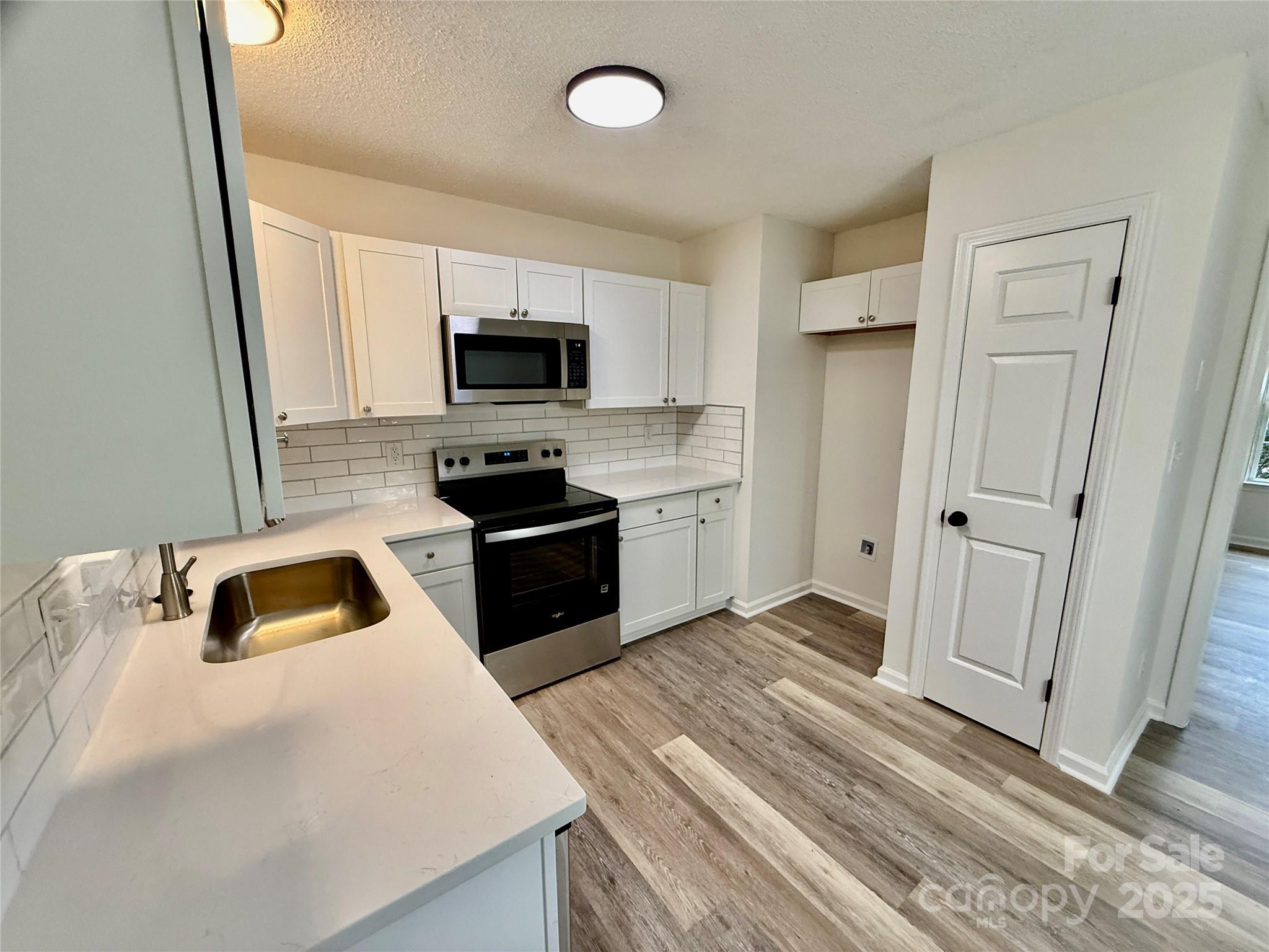 3403 Fernstone Circle